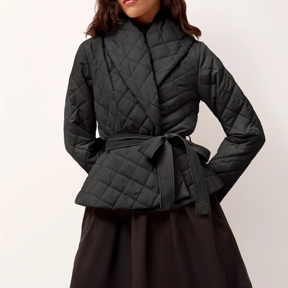Marie Oliver Black Lark Quilted Puffer Jacket - Picture 2 of 3